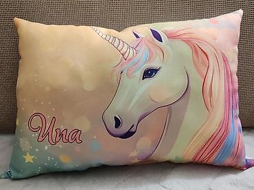 Jastuci: Dimenzije jastuka 45x32 su 1999 din i 32x32 su 1999 din. Dizajn na lalafo.rs — 7 Jastuci: Dimenzije jastuka 45x32 su 1999 din i 32x32 su 1999 din. Dizajn — 7