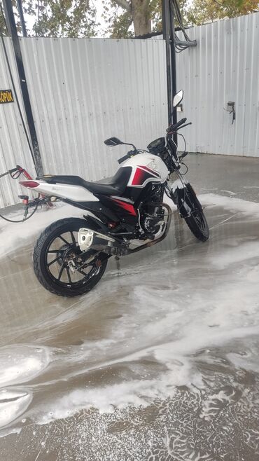 matasklet: - NNB 200 200 sm3, 2020 il, 80000 km