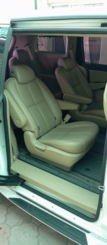 Kia: Kia Carnival: 2018 г., 2.2 л, Типтроник, Дизель, Минивэн — 11