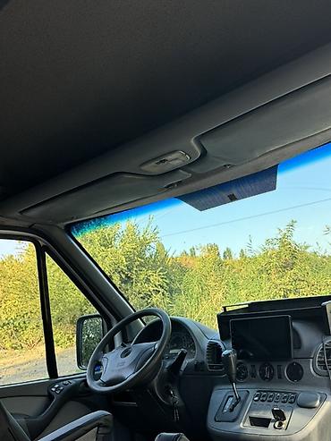 3 2 дизел: Mercedes-Benz Спринтер: 2003 г., 2.7 л, Автомат, Дизель, Фургон — 4