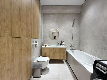 Долгосрочная аренда квартир: For rent a 1 bedroom apartment is in the Golden Square. Orozbekov — 2