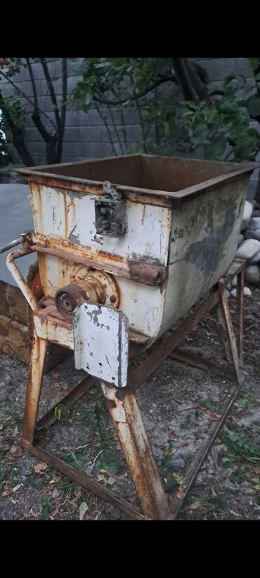 продам ящики пластиковые б у: Тестомесь