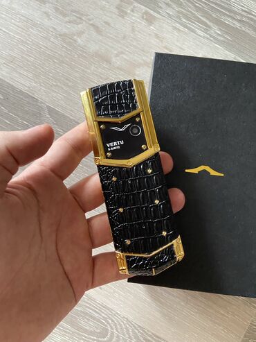 сотовый телефон fly ezzy trendy 3: Vertu Signature Touch, 4 GB, rəng - Qızılı, İki sim kartlı