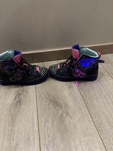 Patike: Skechers patike broj 28,svetle i kada se predje stapicem preko krila — 4