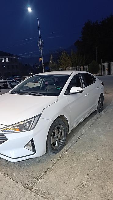 шлем с наушниками: Hyundai Elantra: 2019 г., 1.6 л, Автомат, Бензин, Седан — 2