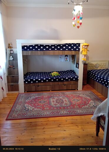 Otaqların satışı: Satılır: Təmirli.Samir marketin yani.Hamam ayaqyolu evde yerləşir.Evin — 2