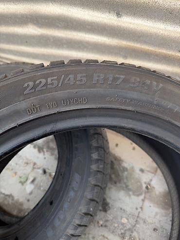 Шины и диски: Зимние шины Kumho M+S, бескамерные, радиальные - Размер: 225/45 R17 - — 2