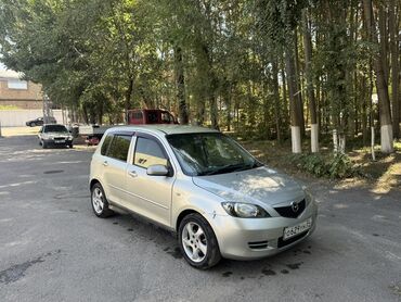 дом на обмен: Mazda Demio: 2004 г., 1.3 л, Автомат, Бензин, Седан