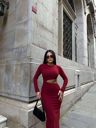 Haljine: Haljina: 2.600 dinara
Trikotaža
Uvoz Turska — 8