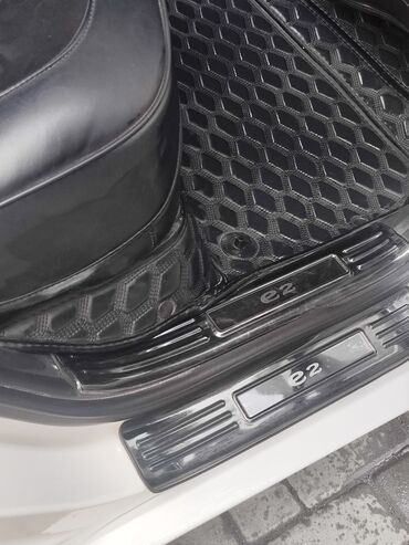 BYD: BYD E2: 2025 г., Автомат, Электромобиль, Хэтчбэк — 10