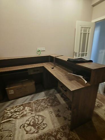 isci stol: Künc masa, Polkalı, Siyirməli, Teksturalı laminat — 6