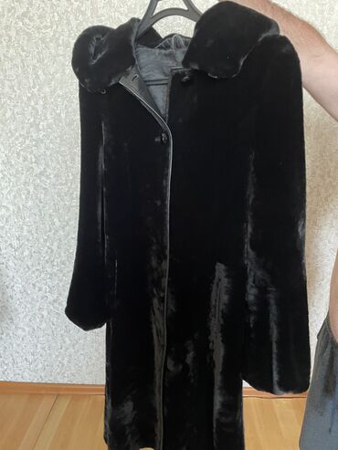 пальто жен: Шуба, Длинная модель, С капюшоном, 3XL (EU 46), 4XL (EU 48)