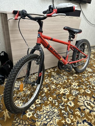 велосипед за 8000: Продаю велосипед BTween Детский возраст от 7 до 12 лет Покупали в