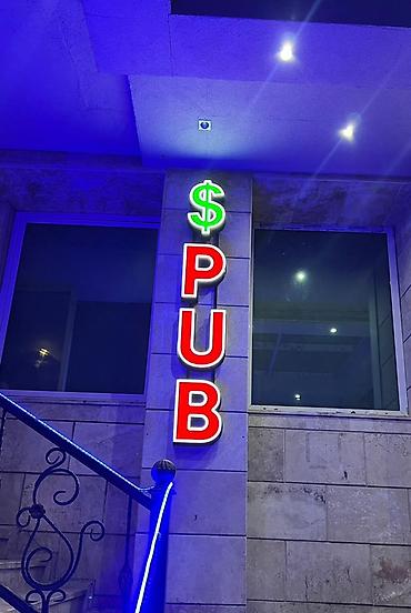 zaprafqa operator isi: Ofisiant tələb olunur — 1