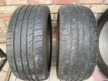 Шины: Продаю БУ Комплект из двух шин Roadax размером 245/40 ZR20. 🔥 Рисунок at lalafo.kg Шины: Продаю БУ Комплект из двух шин Roadax размером 245/40 ZR20. 🔥 Рисунок