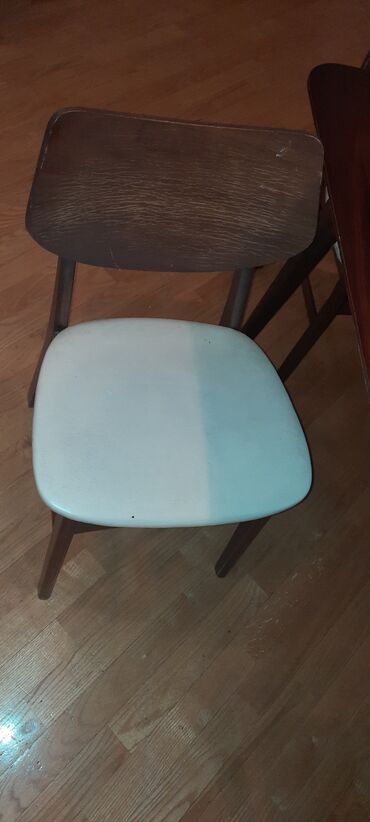 Masa və oturacaq dəstləri: Mətbəx üçün, İşlənmiş, Açılmayan, Dördbucaq masa, 6 stul — 7