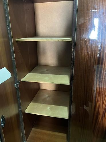 Dolablar: İşlənmiş, 3 qapılı, Qəhvəyi, Taxta, Açılan, Düz dolab — 2
