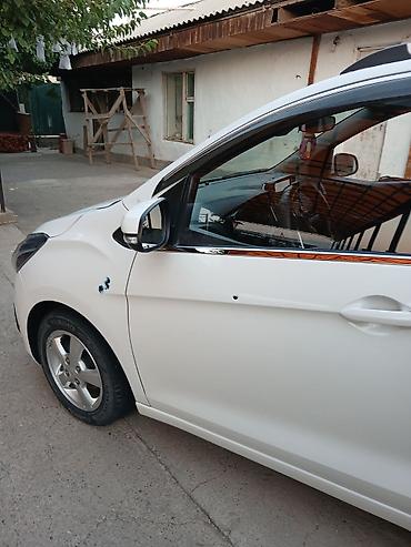 sprinter 4 4: Chevrolet Spark: 2016 г., 1 л, Вариатор, Бензин, Хэтчбэк — 3