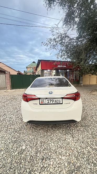 levin: Toyota Levin: 2019 г., 1.8 л, Типтроник, Гибрид, Седан — 4