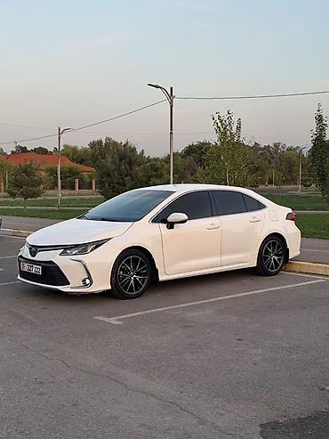 corola: Toyota Corolla: 2022 г., 1.8 л, Вариатор, Гибрид, Седан — 3