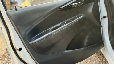 Chevrolet: Chevrolet Spark: 2018 г., 1 л, Вариатор, Бензин, Хэтчбэк — 14