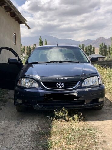 купить опель вектра б: Элегантный седан Toyota Avensis, выполненный в синем цвете, предлагает