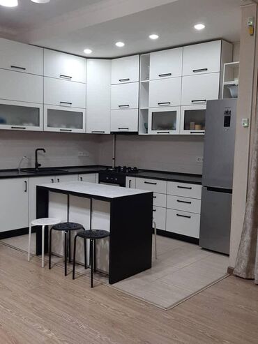 Продажа квартир: 3 комнаты, 83 м², Элитка, 3 этаж, Евроремонт