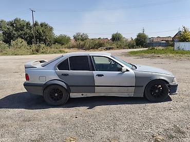 audi 4 2: BMW 3 series: 1996 г., 2.5 л, Механика, Бензин, Седан — 10
