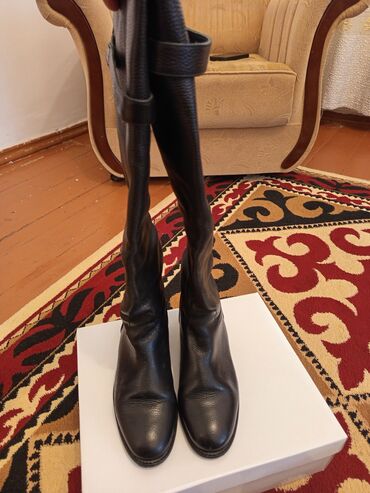 кожанные ботинки: Женские черные сапоги из натуральной кожи, натуральный