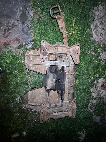 Другие автозапчасти: Седло Эвро низкий Тягач Вольво Хово Шакман Ман Даф
