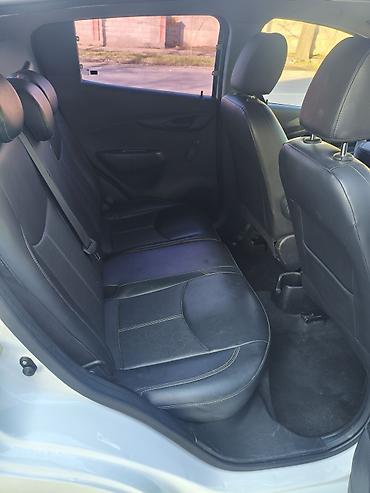 Chevrolet: Chevrolet Spark: 2017 г., 1 л, Автомат, Бензин, Хэтчбэк — 9
