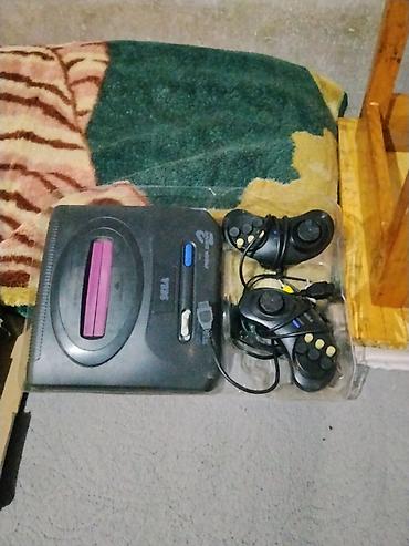 Ретро консоли: Игровая приставка Sega Mega Drive II (16-bit) в оригинальной коробке — 1