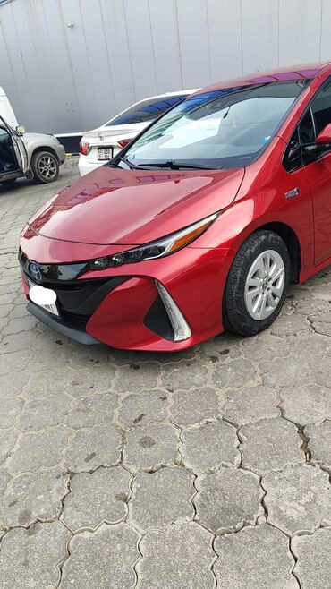электромобил машина: Toyota Prius: 2018 г., 1.8 л, Автомат, Электромобиль, Седан