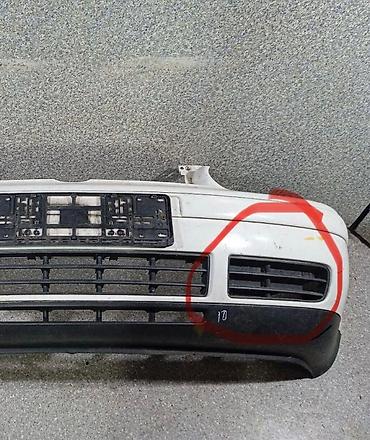 гольф мк5: Решетка радиатора Volkswagen 2003 г., Б/у, Оригинал — 2