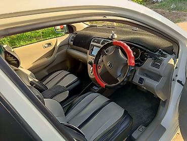 шаравой сивик: Honda Civic: 2004 г., 1.7 л, Вариатор, Бензин, Хэтчбэк — 4