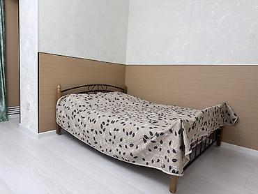Uzunmüddətli kirayə mənzillər: Təcili olaraq DrujbadaZorge parkinin yaninda təmirli birotaqli — 6
