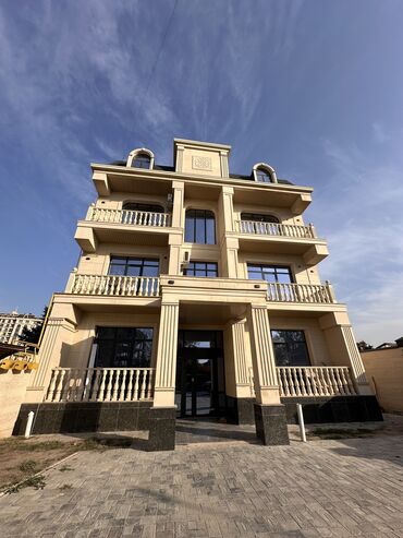 продаю 1 комнатную квартиру в бишкеке: 4 бөлмө, 197 кв. м, Элитка, 1 кабат, Дизайнердик ремонт