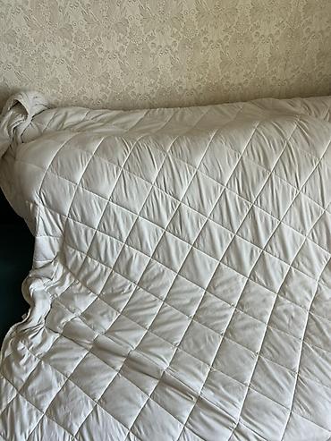 bed sheets: Утяжелённое одеяло OKDOC Новое покупалось за 5000с Требует стирки, но — 2
