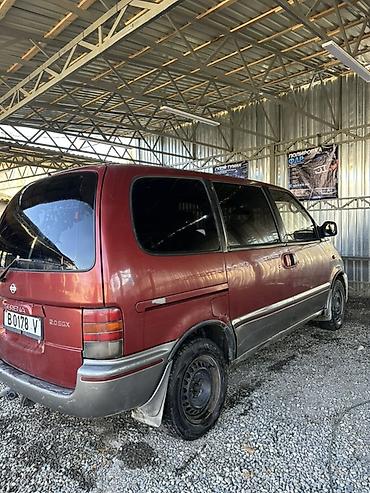 tayota 4 runner: Nissan Serena: 1994 г., 2 л, Механика, Бензин, Минивэн — 3