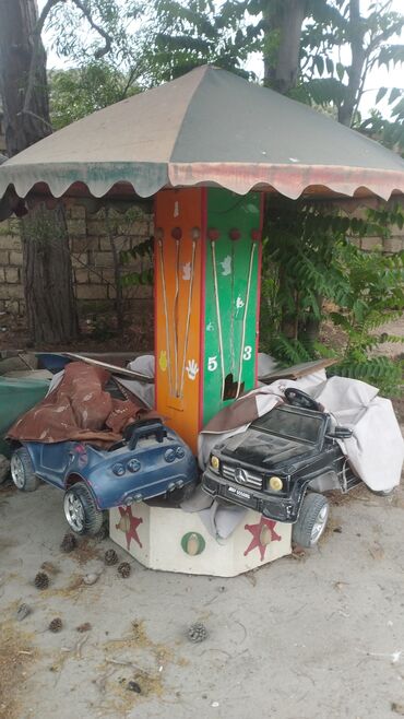 Uşaq üçün elektrik maşınları: Park bağlandığına görə hamsi birlikdə satılır 4 ədəd karusel 8 ədəd