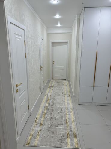 Посуточная аренда квартир: 2 комнаты, Душевая кабина, Постельное белье, Кондиционер — 3