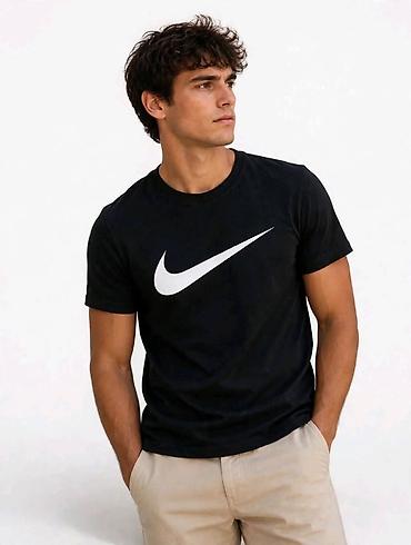 Muška kratka majica sa kratkim rukavima, crna, sa velikim belim Nike