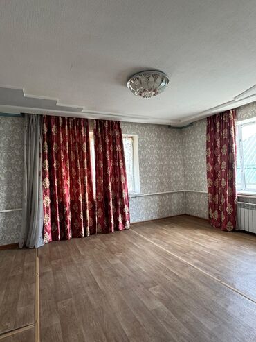 Продажа домов: Дом, 210 м², 7 комнат, Агентство недвижимости — 9