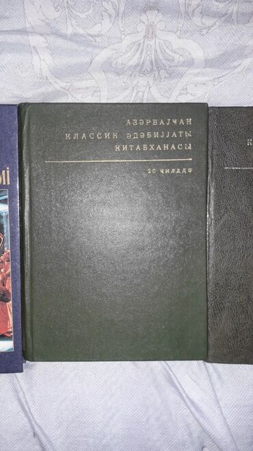 Kitablar, jurnallar, CD, DVD: Klassik ədəbiyyat