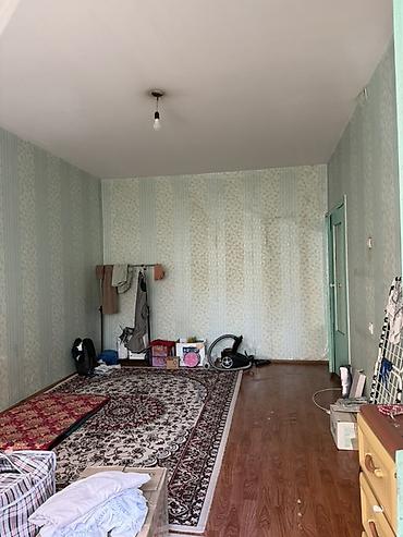 продаю однокомнатную: 1 комната, 37 м², Джал-29 105 серия, 4 этаж — 1