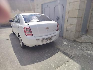 cobalt: Chevrolet Cobalt sedan – ağ rəng, 4 qapı, AZ nömrə nişanı. Şəhər və — 3