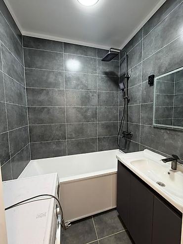 квартиры в бишкек купить: 2 комнаты, 48 м², Золотой квадрат 105 серия, 2 этаж, Свежий ремонт — 9