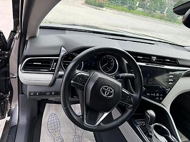 Toyota: Toyota Camry: 2019 г., 2.5 л, Вариатор, Гибрид, Седан — 9