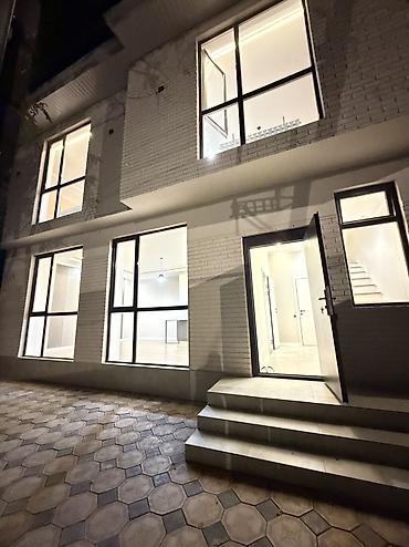 Продажа коттеджей и домов: 3 комнаты, 80 м², 1 соток, Бишкек, Рабочий Городок Риэлтор — 11