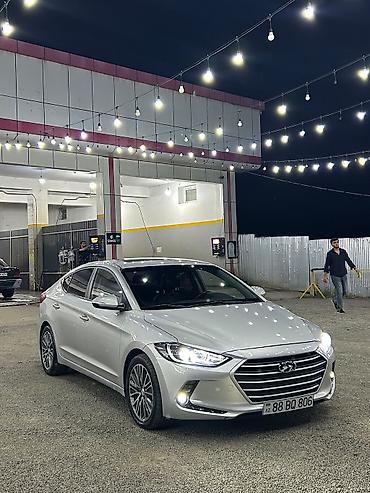 Hyundai: Hyundai Elantra: 1.6 л | Седан — 4